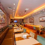 Pera Tulip & Hotel 4*