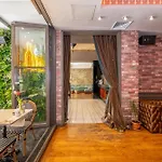 Pera Tulip & Hotel