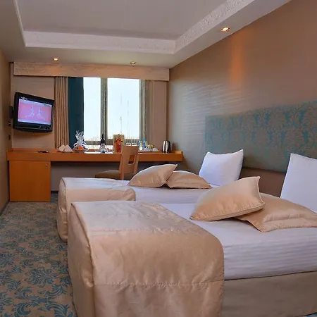 Отель Pera Tulip & 4*