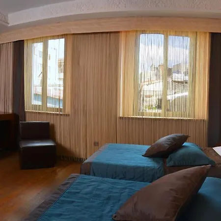 Pera Tulip Hotel & Spa - Istanbul Taksim Pera City Center