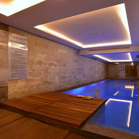 Pera Tulip Hotel&spa Hotel