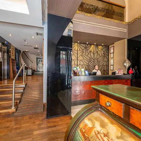 Pera Tulip Hotel&spa 4*