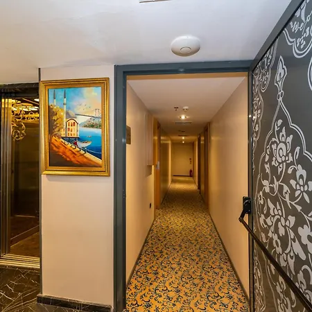 Hotel Pera Tulip & Hb 4*