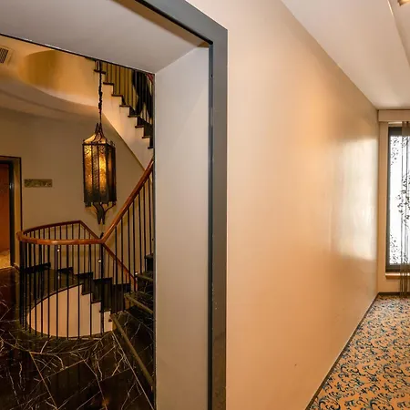 Pera Tulip Hotel&spa 4*