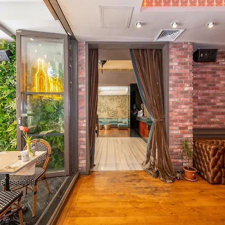 Pera Tulip Hotel&spa Hotel