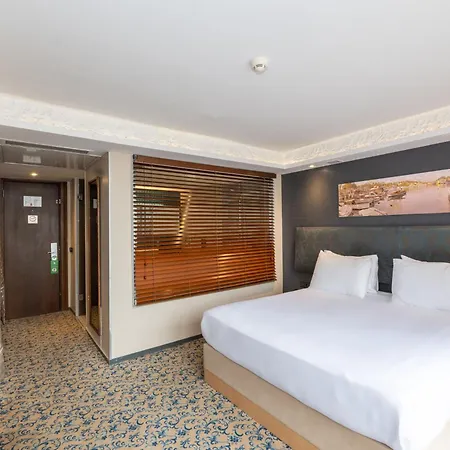 Pera Tulip & Hb Istanbul