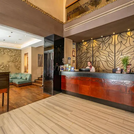 Pera Tulip & Hotell Istanbul