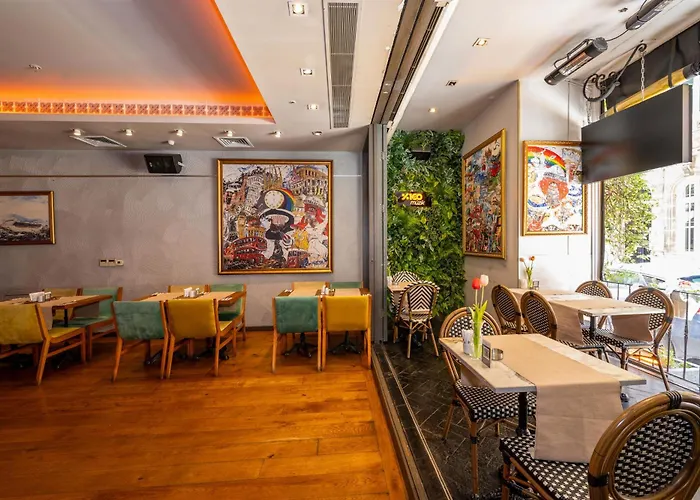 Pera Tulip & Стамбул