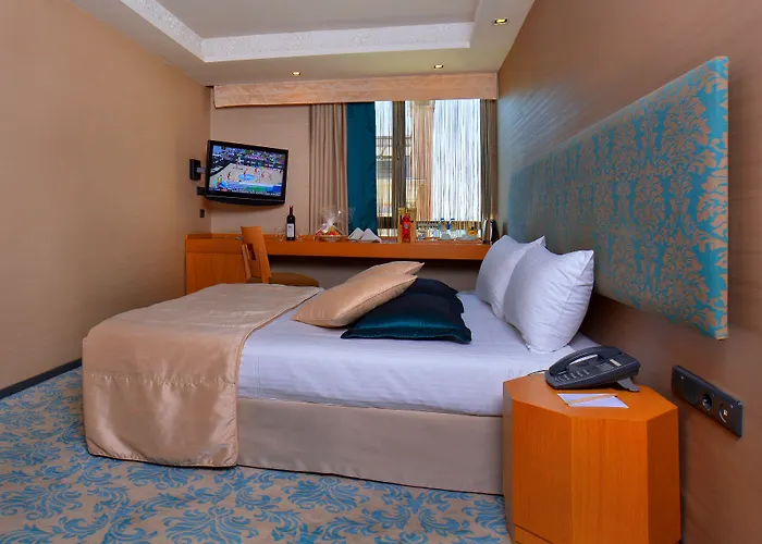 Pera Tulip & Стамбул