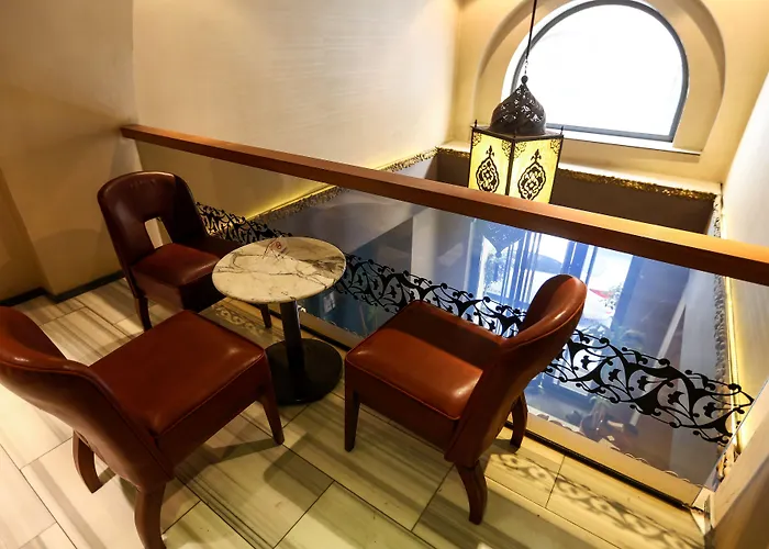 Pera Tulip & Отель Стамбул