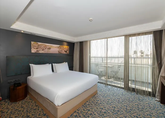 Pera Tulip & Стамбул