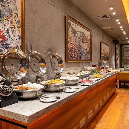 호텔 Pera Tulip & 4*