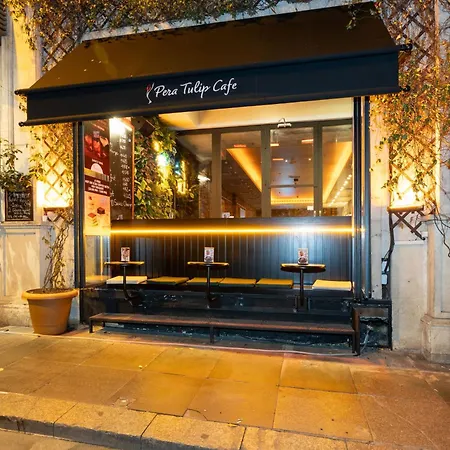 Pera Tulip & 호텔 이스탄불